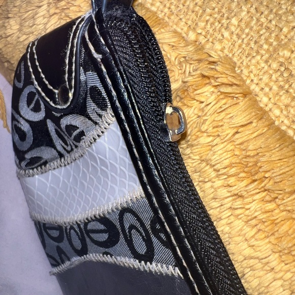 Vintage Y2K Mini Chateau Bag - Picture 2 of 4